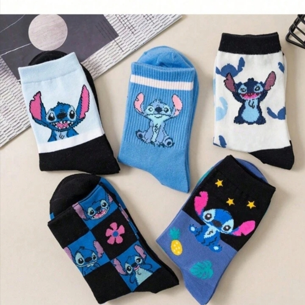 Disney Stitch Woman's Sock Set - 5 Pairs - Picture 10 of 10